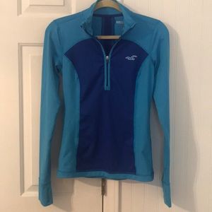 Hollister half zip